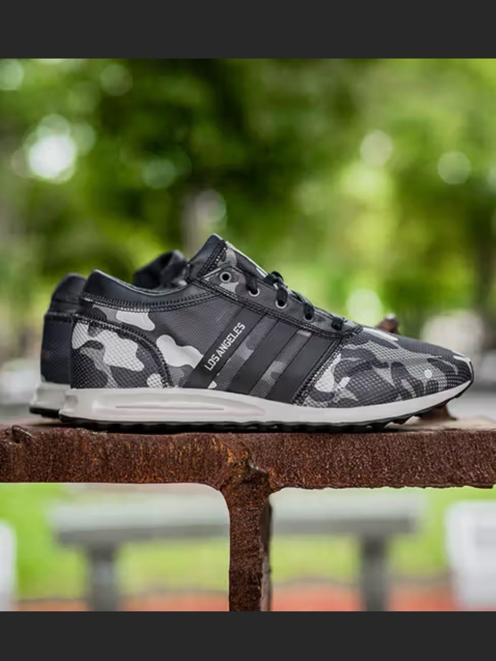 Adidas | Undefeated x adidas Ltd Edition - size M 5.5 / W 7.5